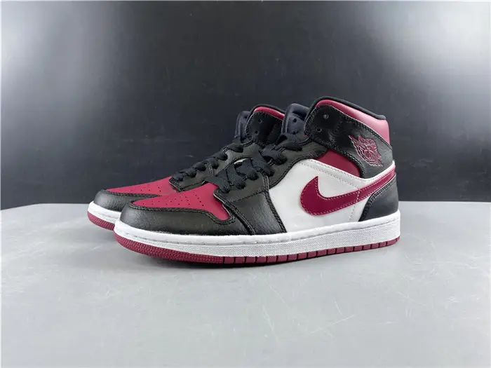 Jordan1 Mid Bred Toe