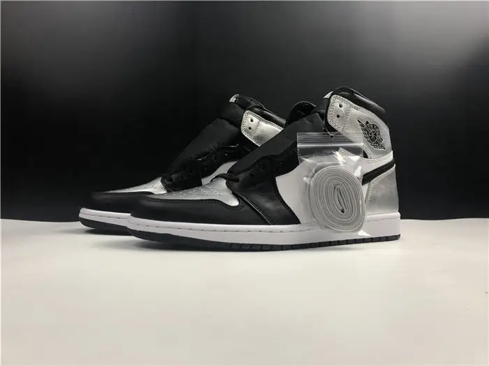 Jordan1 Retro Silver Toe
