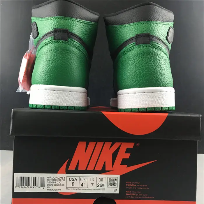 Jordan1 Retro Pine Green Black 