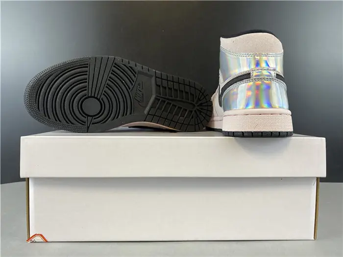 Jordan1 Mid Dirty Powder Iridescent 