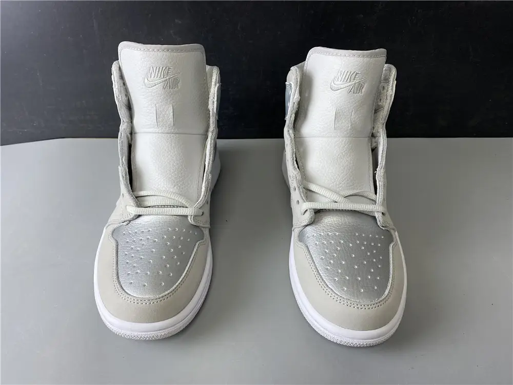 Jordan1 Retro CO Japan Neutral Grey 