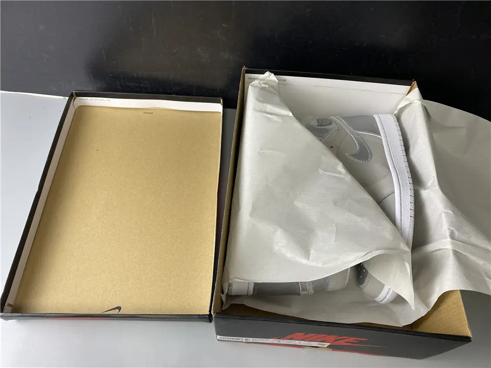 Jordan1 Retro CO Japan Neutral Grey 