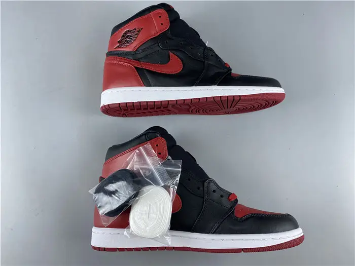 Jordan1 Retro Banned 