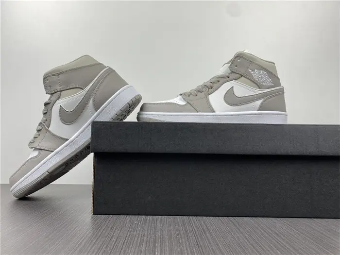 Jordan1 Mid Linen