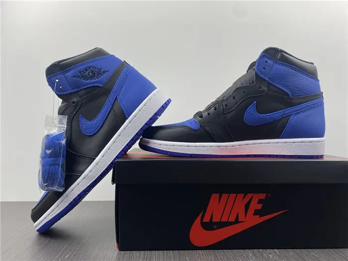 Jordan1 Retro Royal 