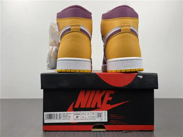 Jordan1 Retro OG Brotherhood 