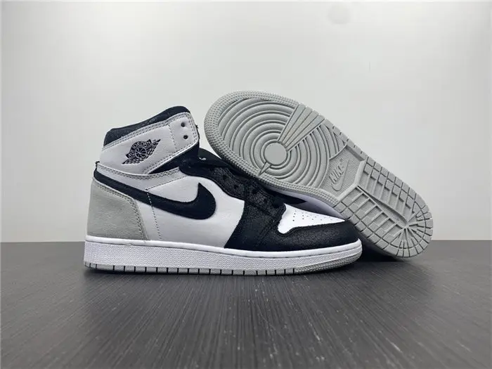 Jordan1 Retro OG Stage Haze 