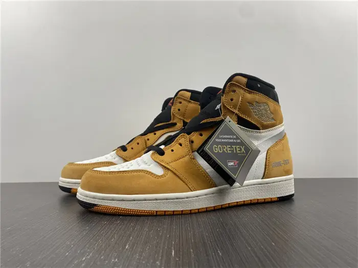Jordan1 Element Gore-Tex Light Curry