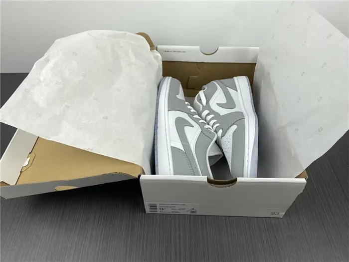 Jordan1 Wolf Grey 