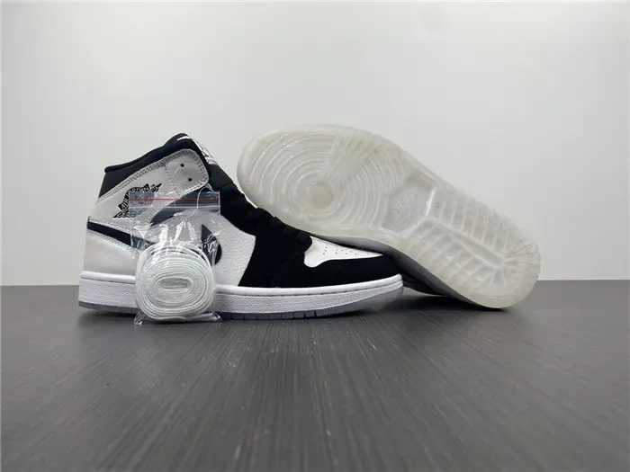 Jordan1 Mid Diamond Shorts 