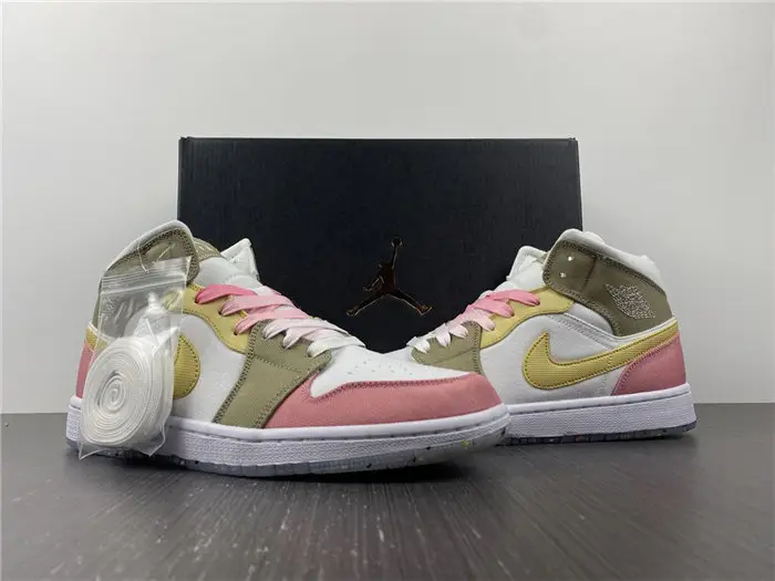 Jordan1 Mid SE Pastel Vivid Green Grind 