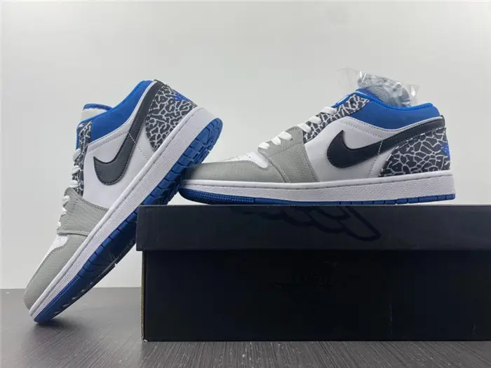 Jordan1 SE True Blue