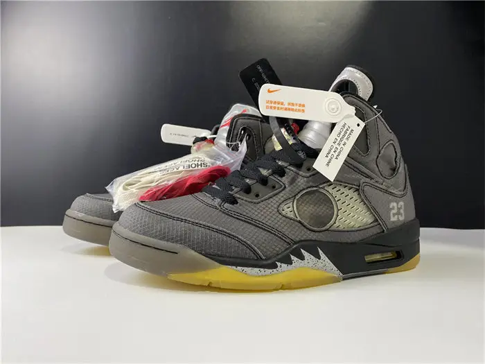 Jordan5 Off-White Black