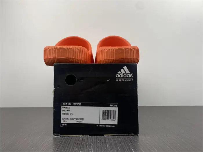ADIDAS New Colleettion 