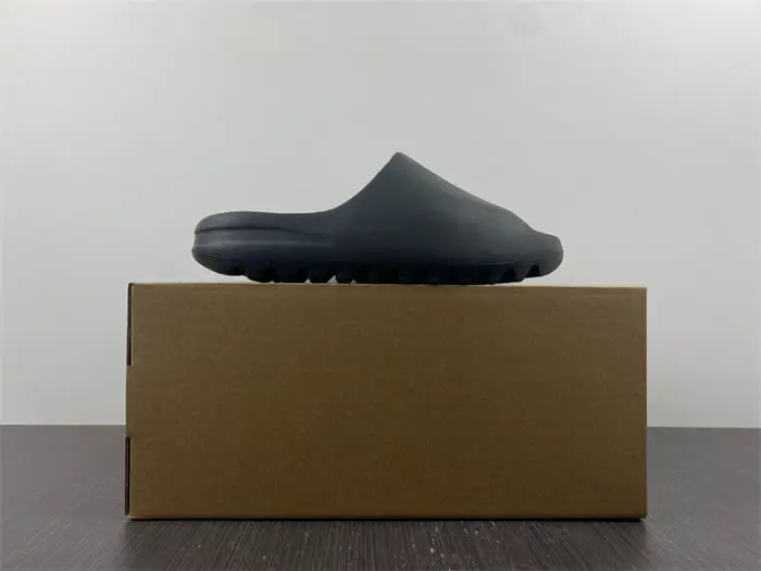 Adidas Yeezy Slide Onyx