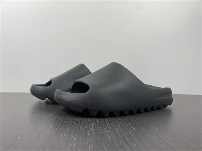 Adidas Yeezy Slide Onyx