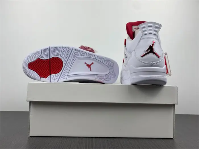 Jordan 4 Retro Metallic Red 