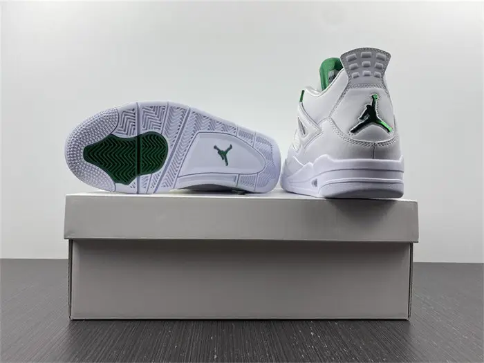 Jordan 4 Retro Metallic Green 