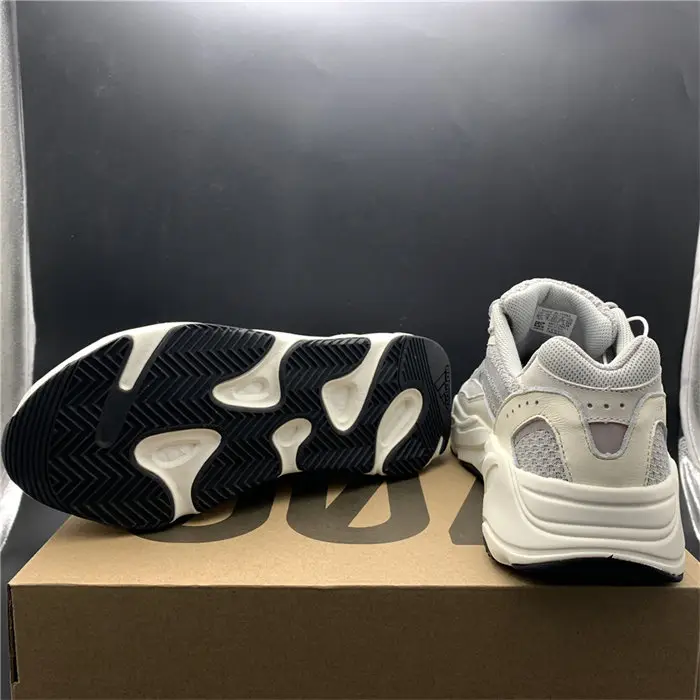 adidas Yeezy Boost 700 V2 Static 