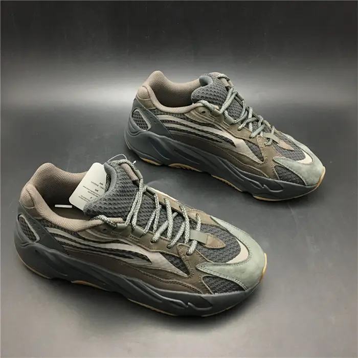 adidas Yeezy Boost 700 V2 Geode 