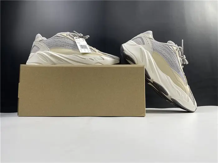adidas Yeezy Boost 700 V2 Cream