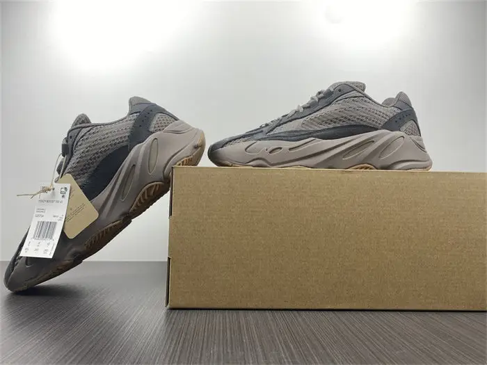 adidas Yeezy Boost 700 V2 Mauve