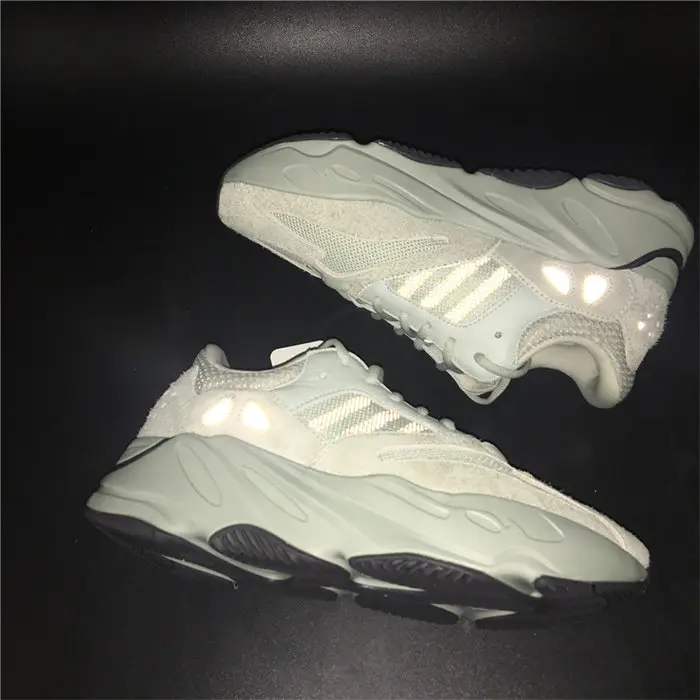 adidas Yeezy Boost 700 Salt 