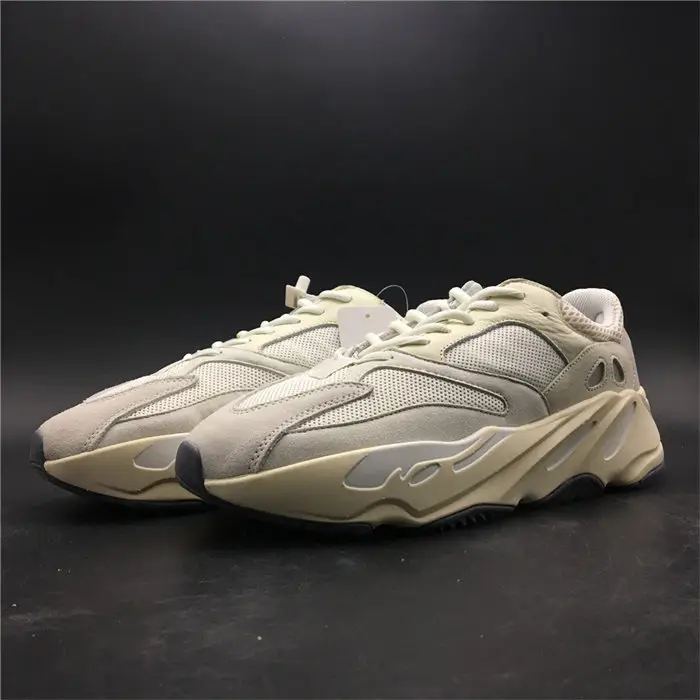 adidas Yeezy Boost 700 Analog 
