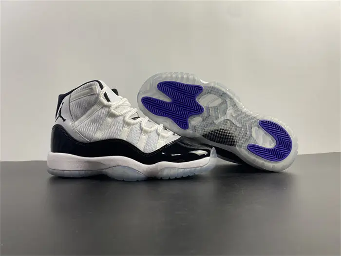 Jordan 11 Retro Concord 