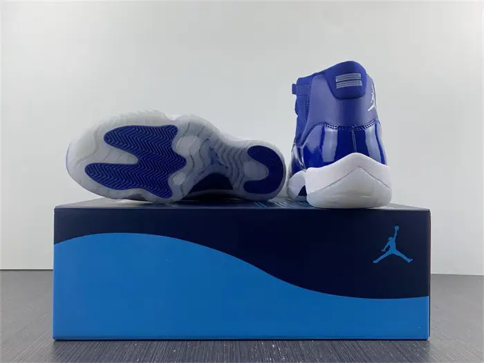 Jordan 11 Retro blue 