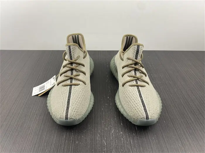 adidas Yeezy Boost 350 V2 