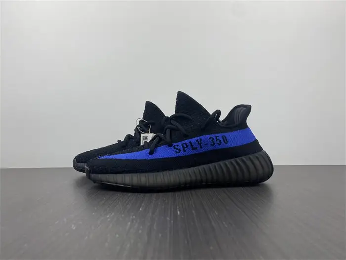 adidas Yeezy Boost 350 V2Dazzling Blue