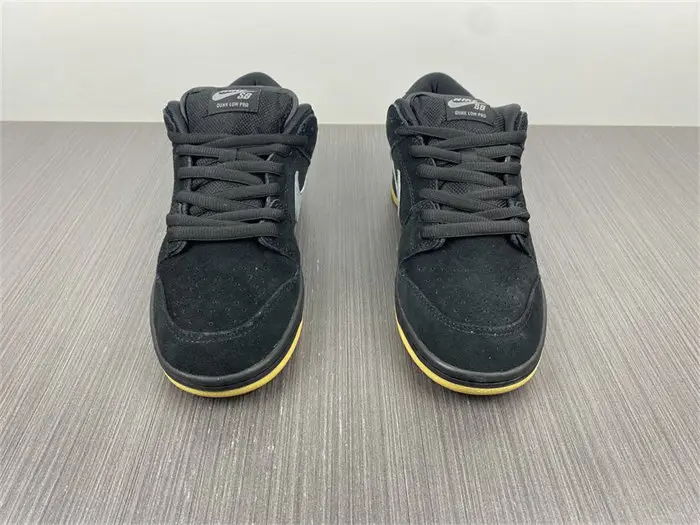 Nike SB Dunk Low Fog 