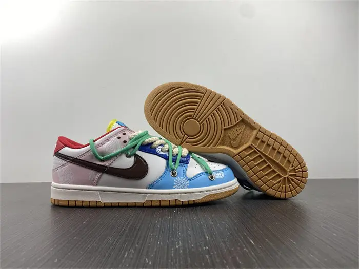 Nike Dunk Low SE 'FREE.99' 