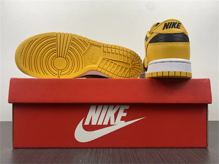Nike Dunk Low Championship Goldenrod 