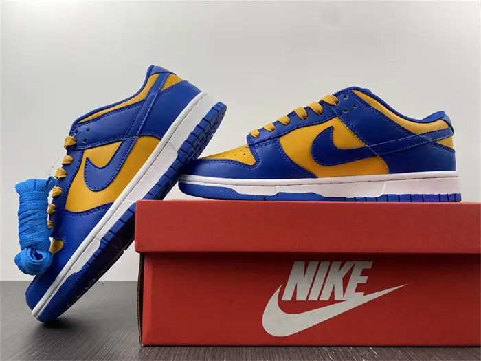 Nike Dunk Low UCLA 
