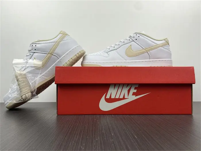 Nike Dunk Low Pearl White