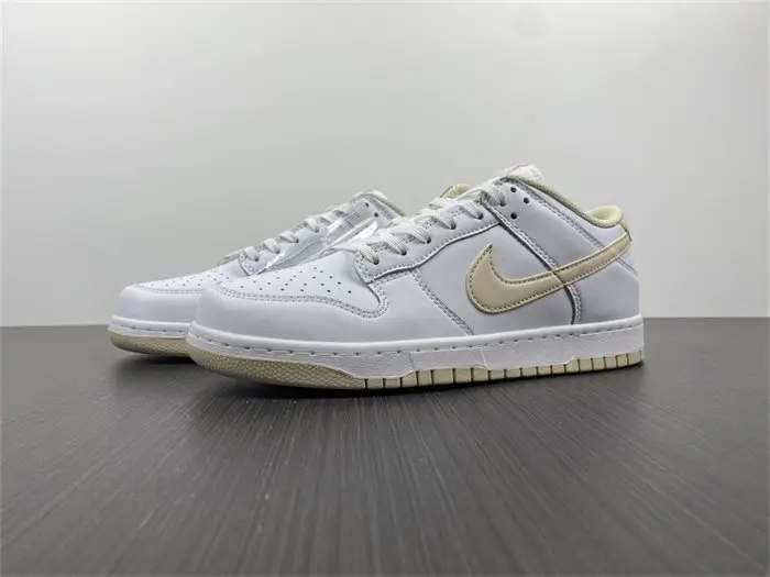 Nike Dunk Low Pearl White