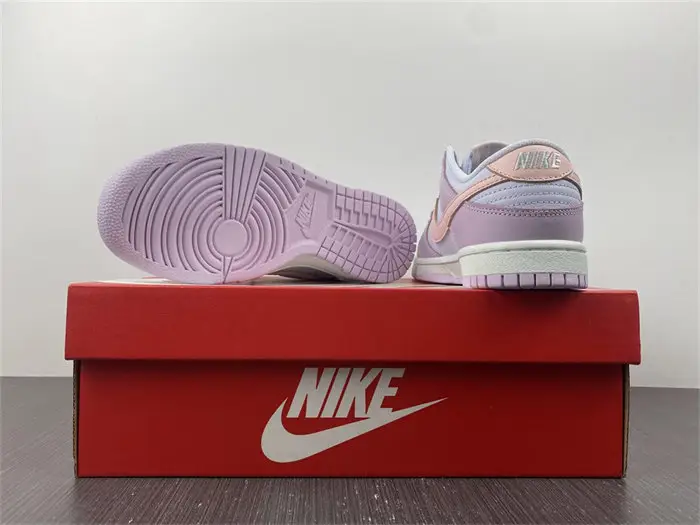 Nike Dunk Low Easter 