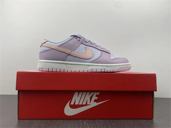 Nike Dunk Low Easter 