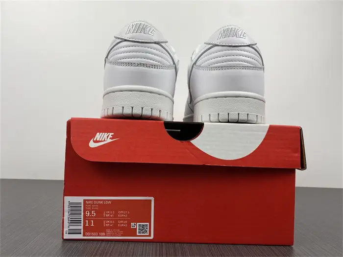 Nike Dunk Low Triple White 