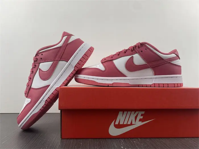 Nike Dunk Low Archeo Pink