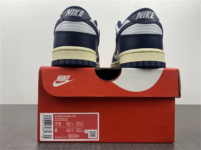Nike Dunk Low Vintage Navy 