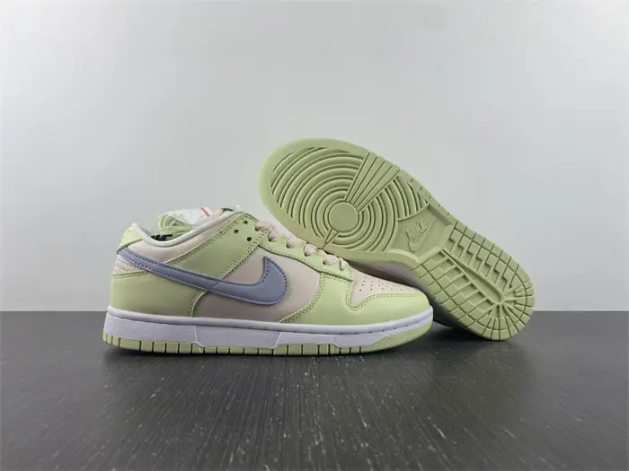 Nike Dunk Low Lime Ice 