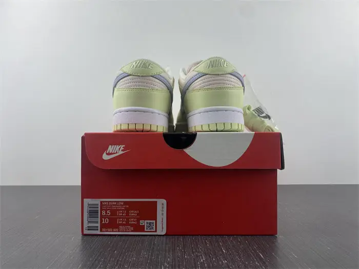 Nike Dunk Low Lime Ice 