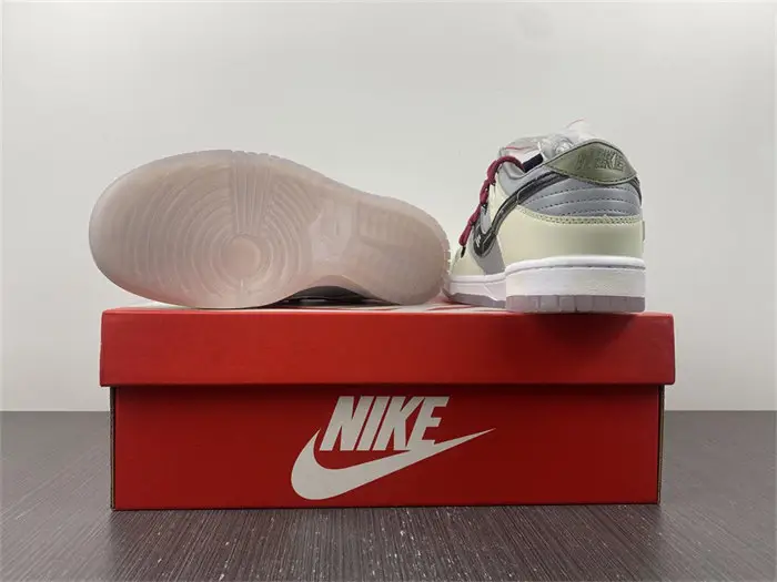 Nike SB Dunk 