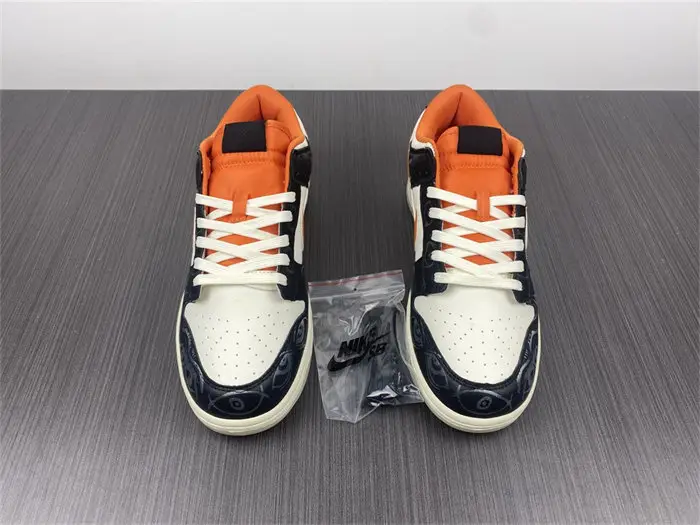 Nike Dunk Low PRM Halloween 