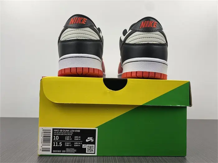 Nike Dunk Low EMB NBA 75th Anniversary Chicago 