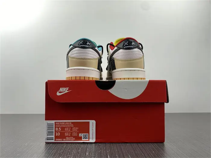 Nike Dunk Low 
