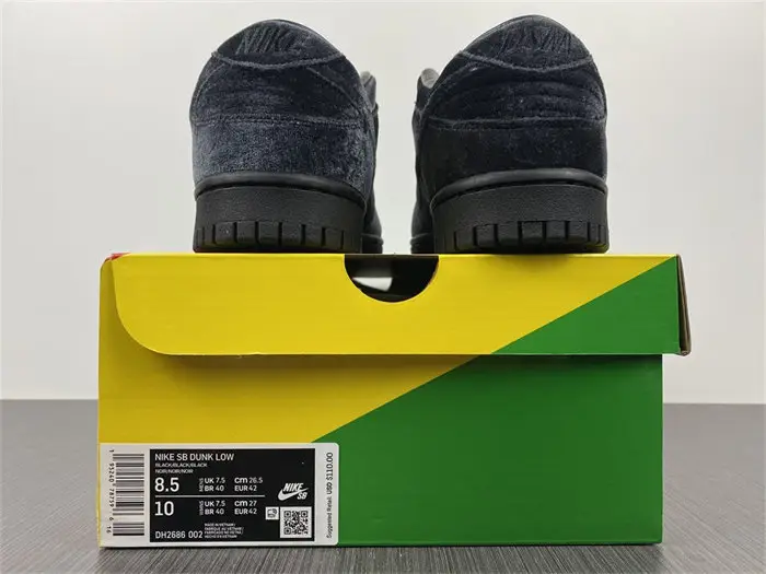 Nike Dunk Low Dover Street Market Triple Black Velvet 